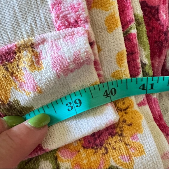 VINTAGE terrycloth FLORAL CURTAINS Large Pink Rose Yellow Green Flowers 2 panels - Picture 9 of 10